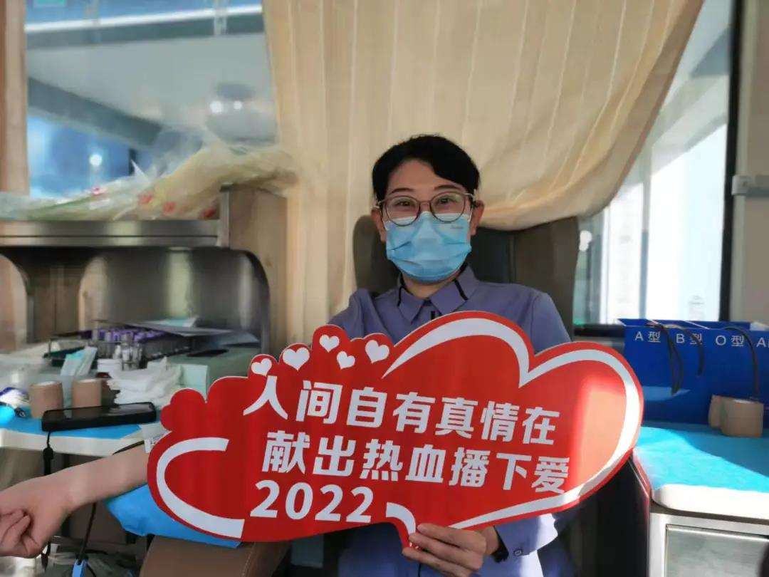 青岛西海岸新区第五人民医院：献血献爱心  血浓情更浓