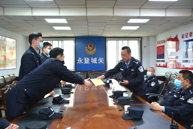 兰州永登公安全力维护法律尊严和民警执法权威