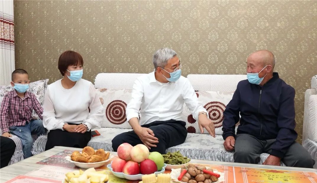 尹弘在天水平凉调研时强调：坚持党建引领激发内生动力，全面推动经济社会高质量发展