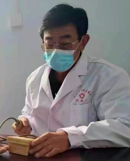 青岛西海岸新区大村镇乡村医生封安辉用心守护群众健康