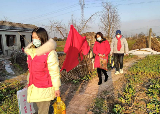 江苏大丰小海镇社会治理局慰问失独家庭