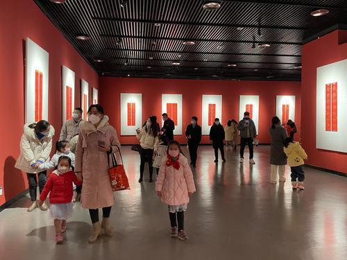 江苏盐城：文博馆里年味浓 新年新展畅享“文化佳宴”