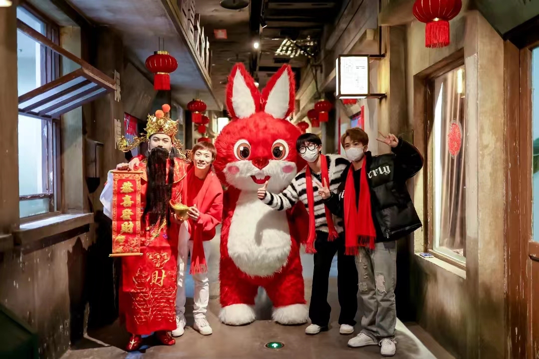 人旺、戏好、福利多！盐城建军路文商旅街区上演红火新春盛景
