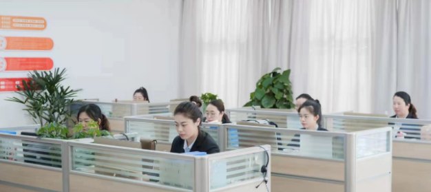 江苏射阳：“12345”节日不断线诠释最美“敬业福”