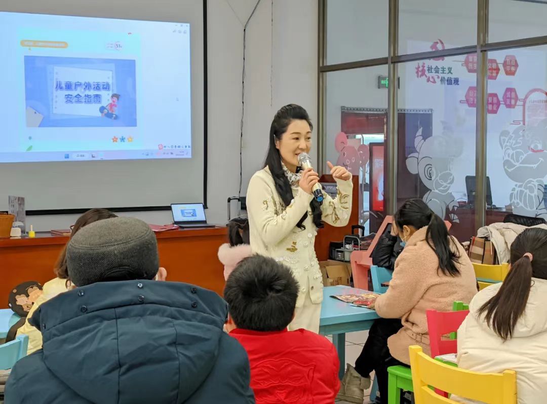 江苏建湖：共沐书香 爱“护”成长