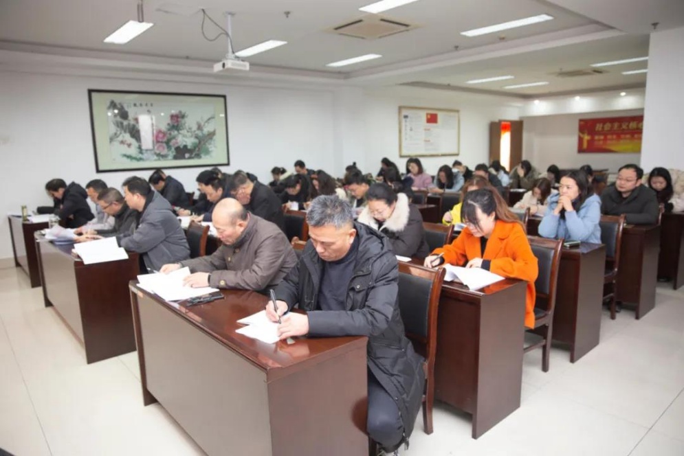 江苏东台许河镇：召开党员冬训专题理论宣讲会