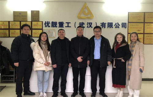 湖北：石首商务局党组书记罗志强一行赴武汉考察优靓重工