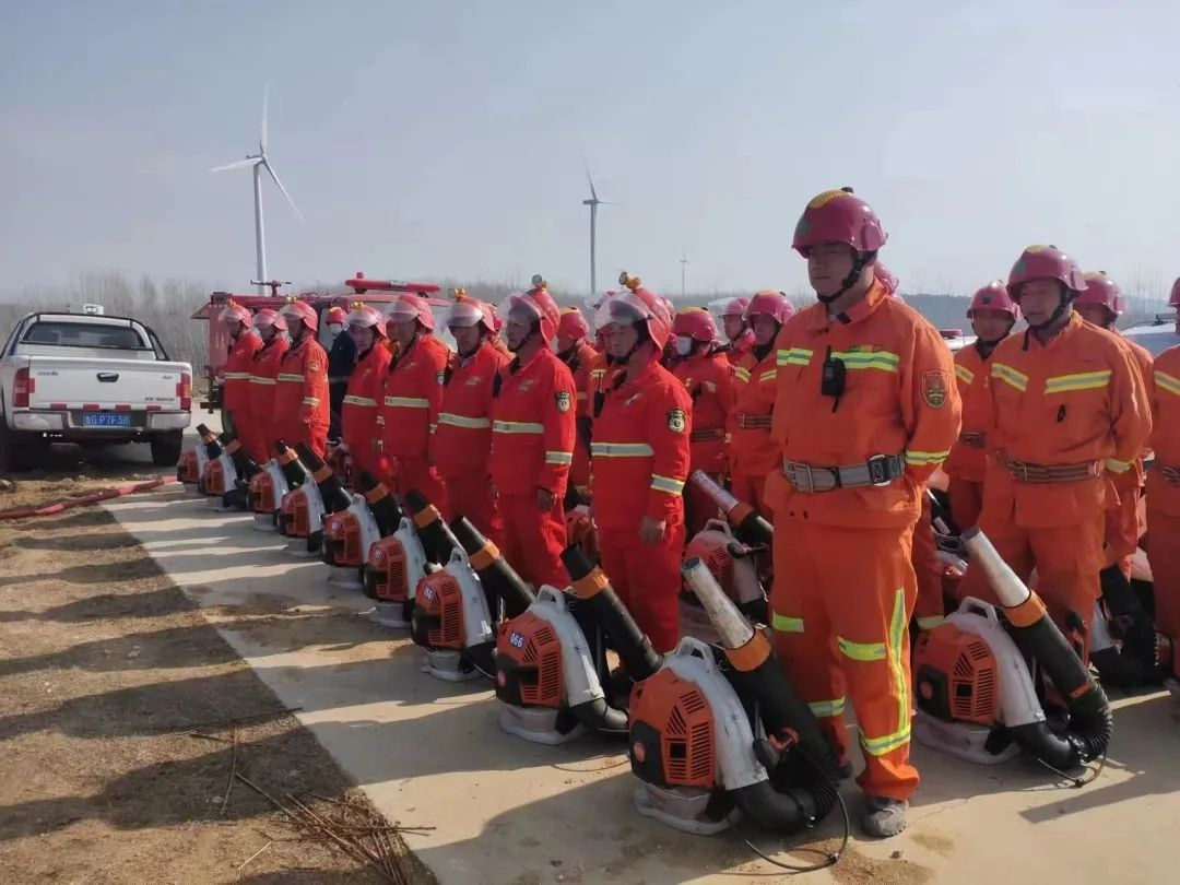 青岛市黄岛区大村镇联合诸城市桃园镇开展森林防灭火实战演练