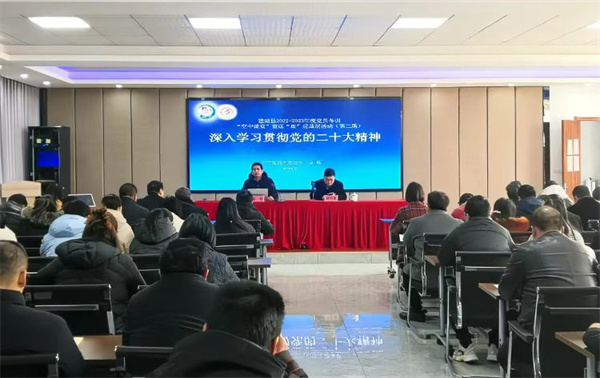 江苏盐城建湖县：送“理”进基层 冬训润人心