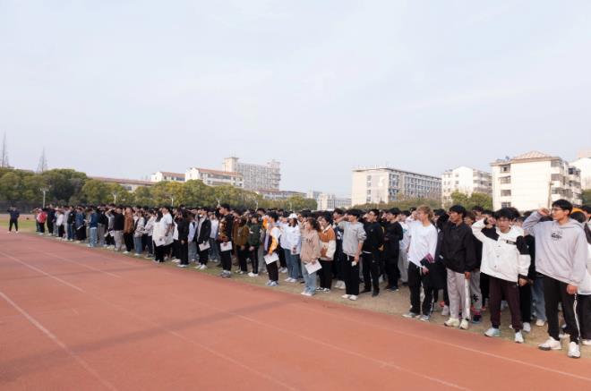 盐城师范学院体育学院举行首届“生活习惯养成月”活动