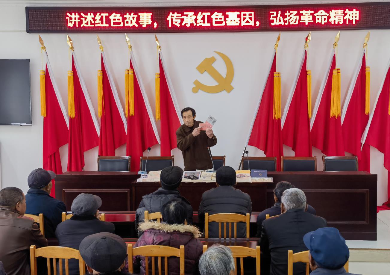 盐城亭湖黄尖镇花川村：党员冬训传承红色基因