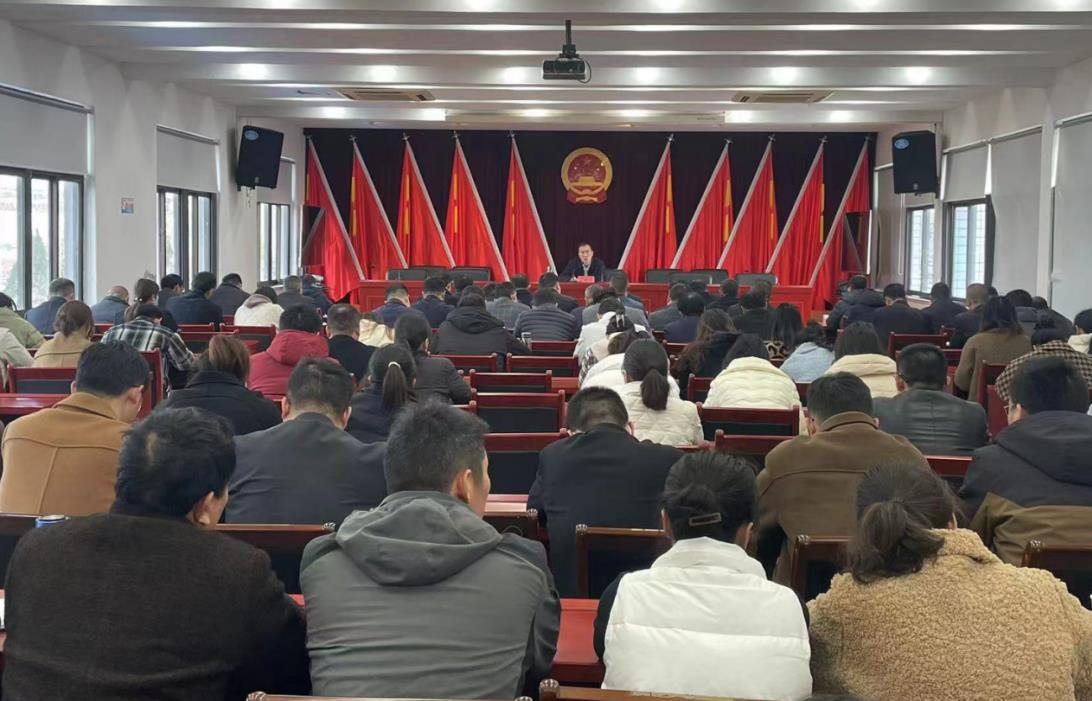 盐城盐都区台创园召开传达学习贯彻全国两会精神会议