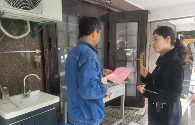 盐城亭湖区毓龙街道洋西社区：开展“住房公积金政策进社区”活动