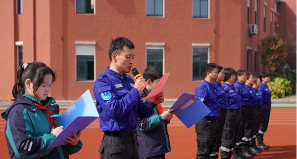 盐城东台开展安全宣传“五进”之进校园活动