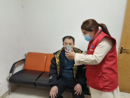 江苏盐城盐都区盐渎街道网格员倪颖：精细化服务居民“不打烊”