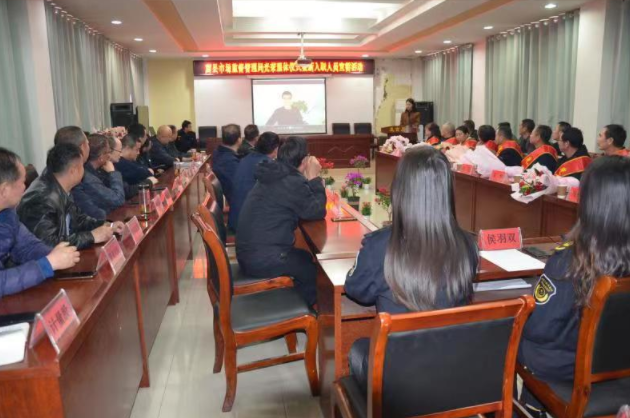 你光荣退休 我庄严入职 ——河北蔚县市场监督管理局举行光荣退休仪式暨新入职干部宣誓活动