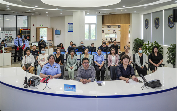 江苏盐城亭湖区东亭湖街道：以典型为“镜” 向先进看齐