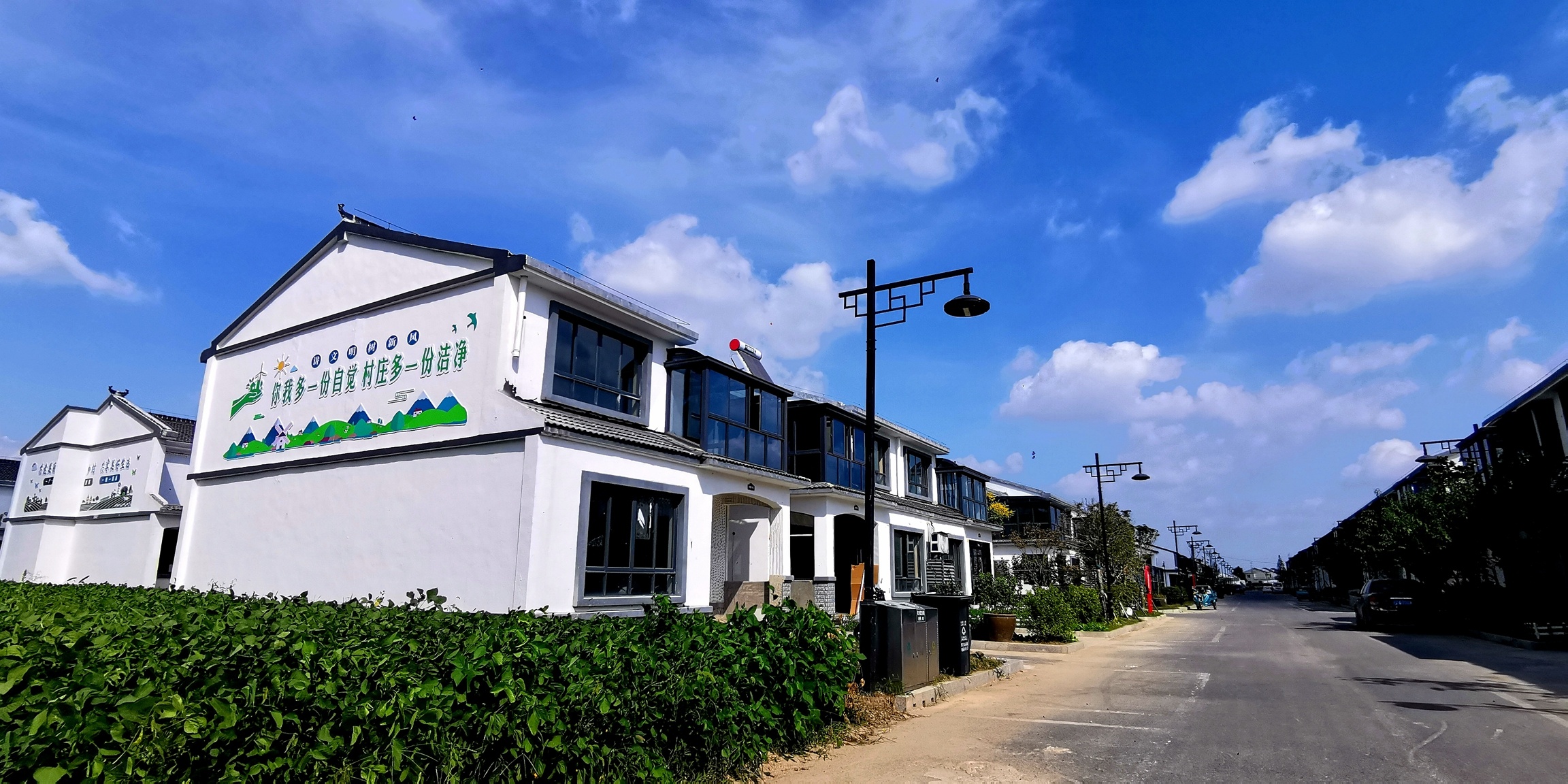 江苏滨海县天场镇：建好“四好农村路” 打造致富“风景线”