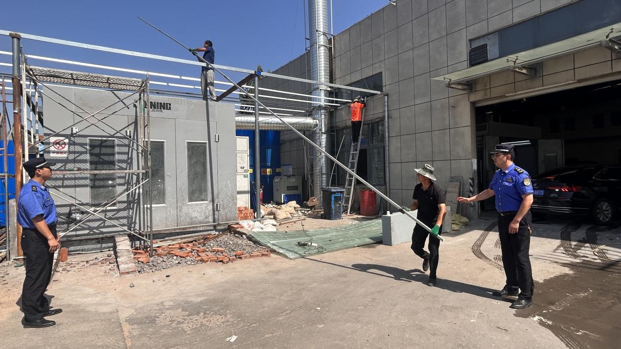 青岛西海岸新区辛安街道：即查即拆新违建，严管严控防复建