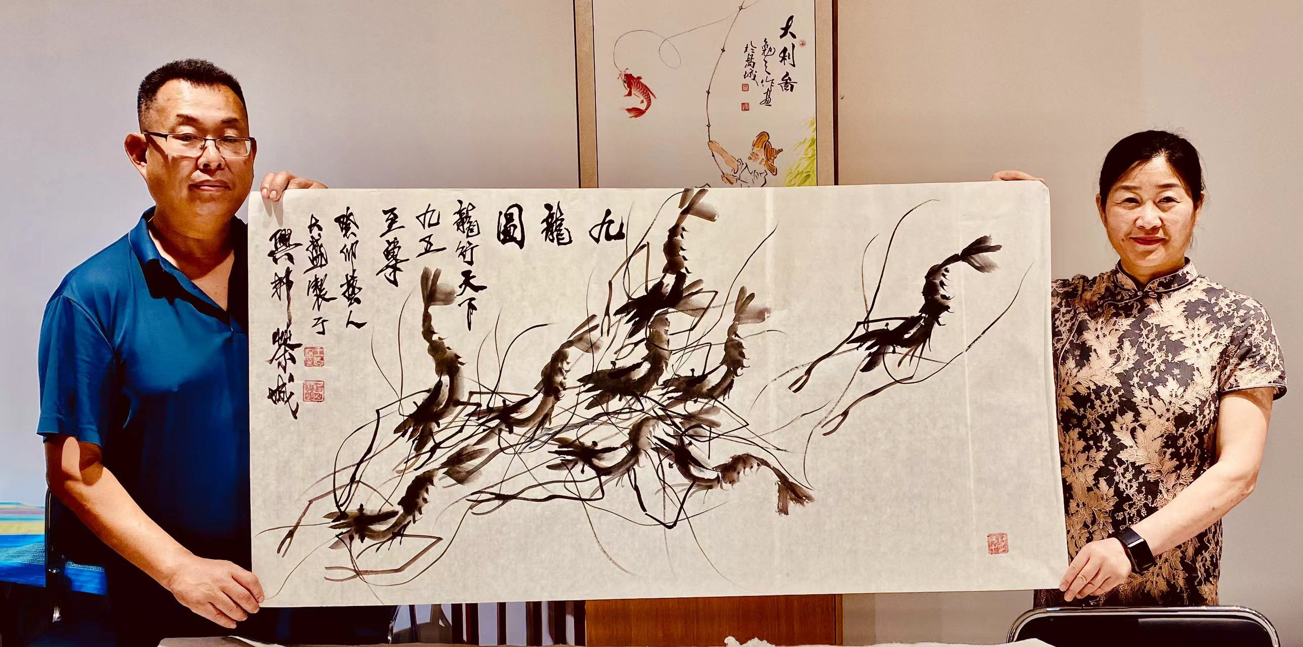 舍得流汗水  方得甘甜来  ——记青岛借山画馆主人王爱盛