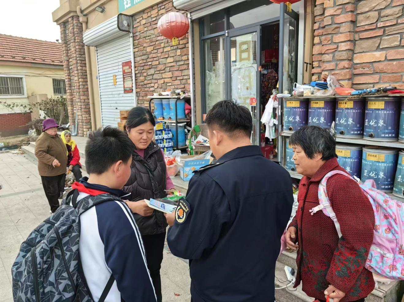 青岛市黄岛区铁山街道有害垃圾集中收集宣传活动成效显著