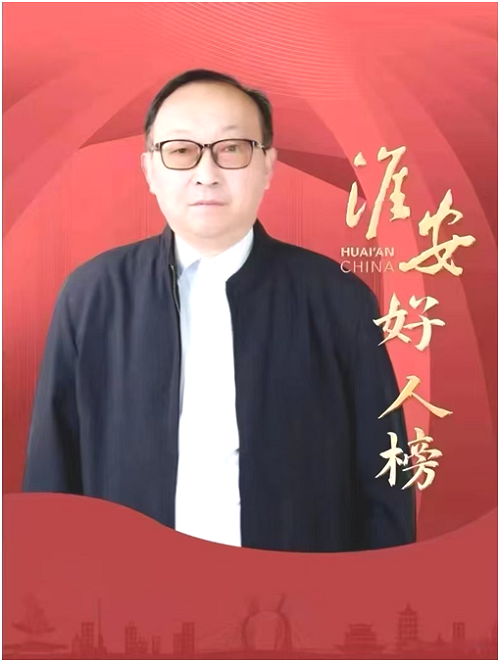 夕阳护花别样红