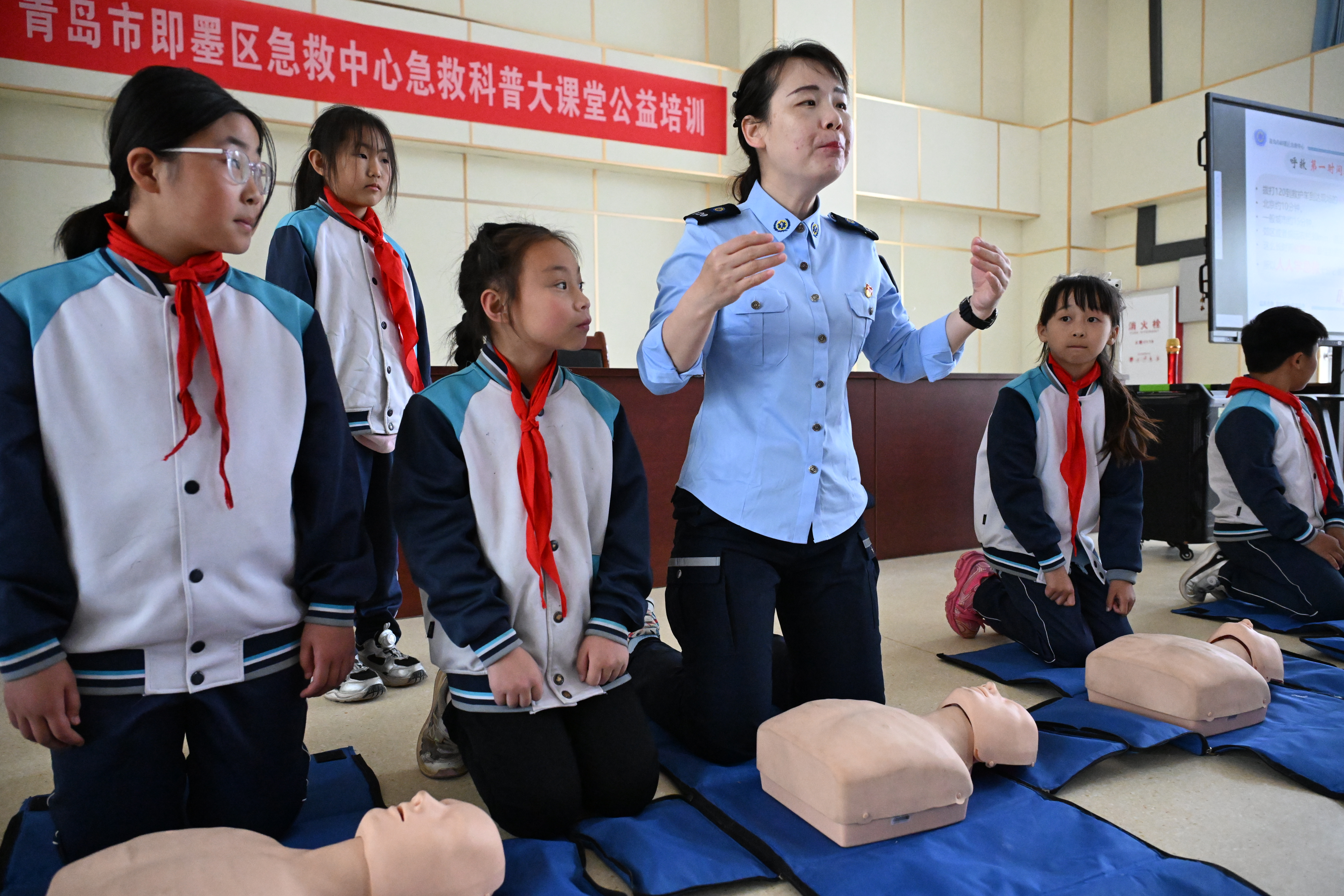 山东青岛即墨：急救知识进校园