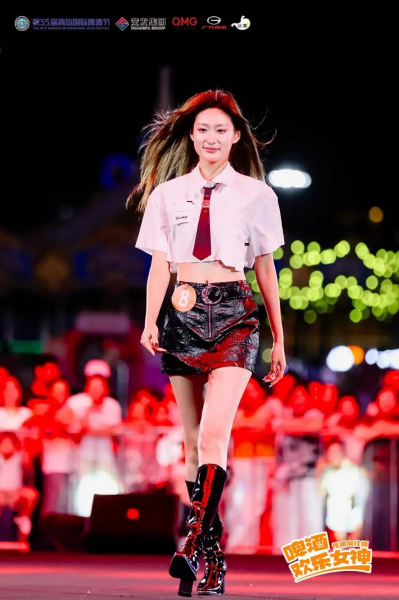 “啤酒欢乐女神”第二场半决赛圆满收官，8月14日总决赛在青岛西海岸新区金沙滩啤酒城等你！