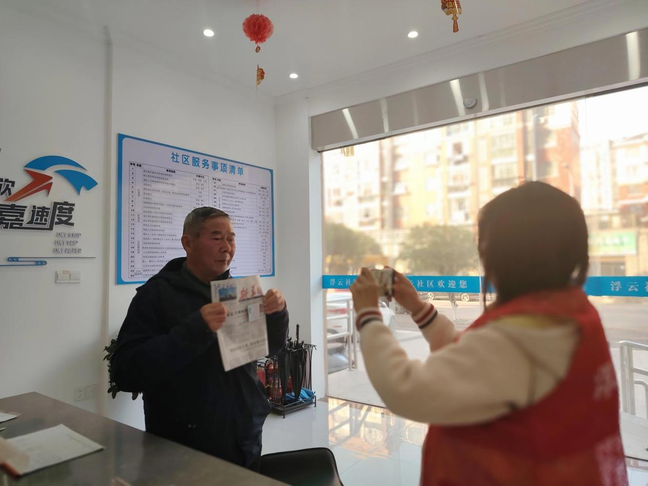 江西奉新：开展独生子女年审工作