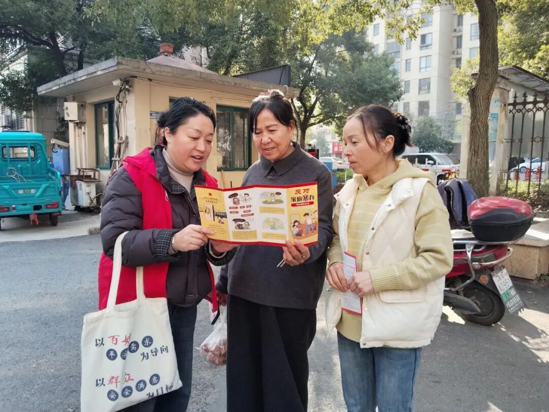 江西奉新：普法宣传进社区