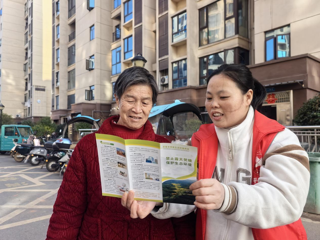 奉新金沙湾社区：禁烧宣传入民心 共绘生态宜居图
